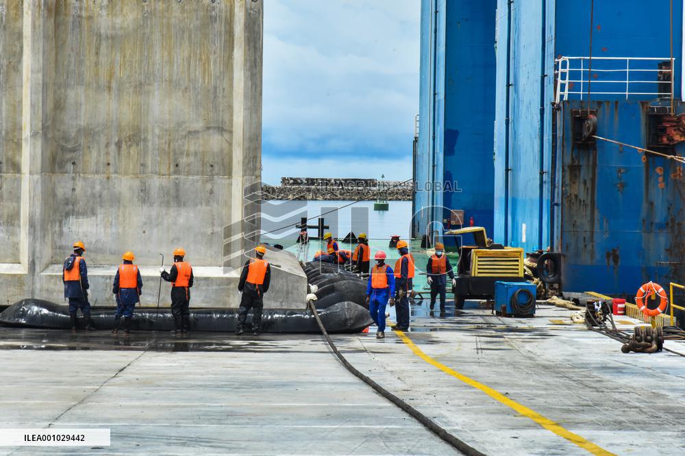 CAMEROON-KRIBI-DEEP SEAPORT PHASE II-CAISSON