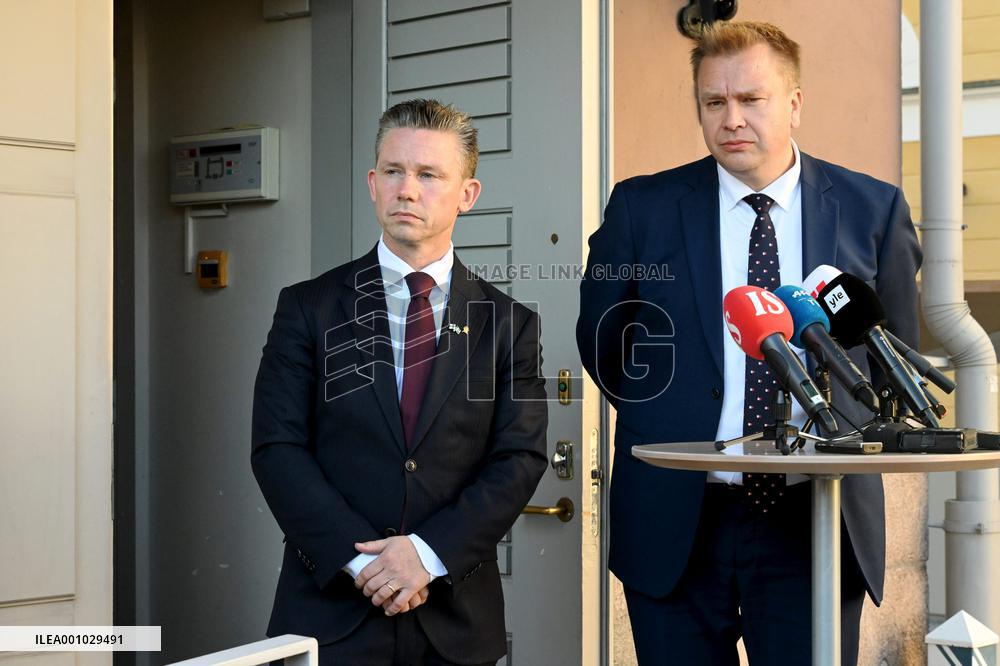 The Defence Ministers of Sweden and Finland meeting in Helsinki