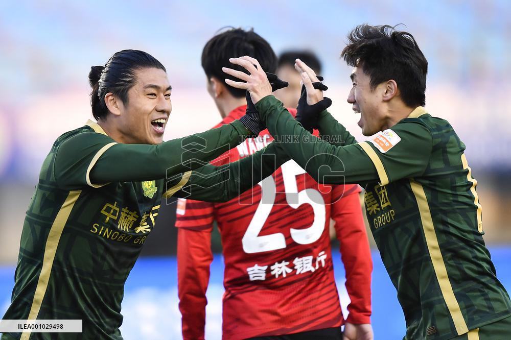 (SP)CHINA-CHANGCHUN-FOOTBALL-CSL-CHANGCHUN YATAI VS BEIJING GUOAN(CN)