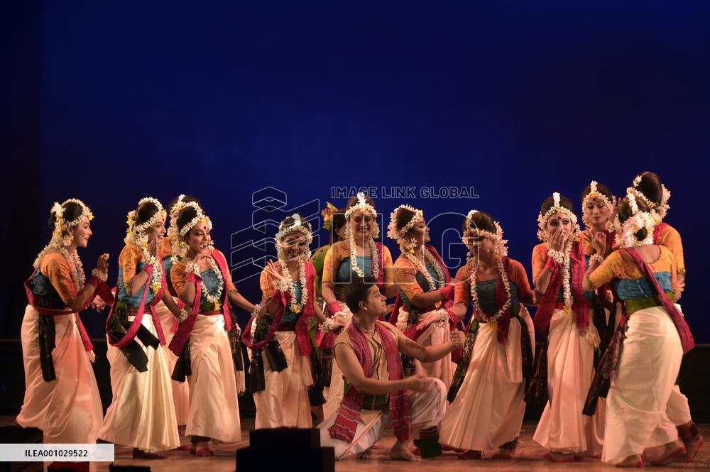 BANGLADESH-DHAKA-CHANDALIKA-DRAMA-DANCE