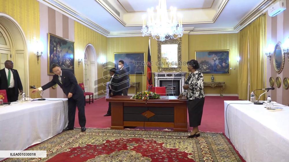 China donates cash to support needy school girls in Malawi