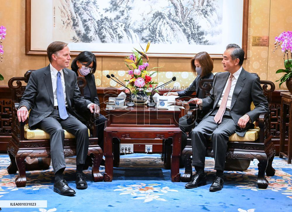 CHINA-BEIJING-WANG YI-U.S. AMBASSADOR-MEETING (CN)