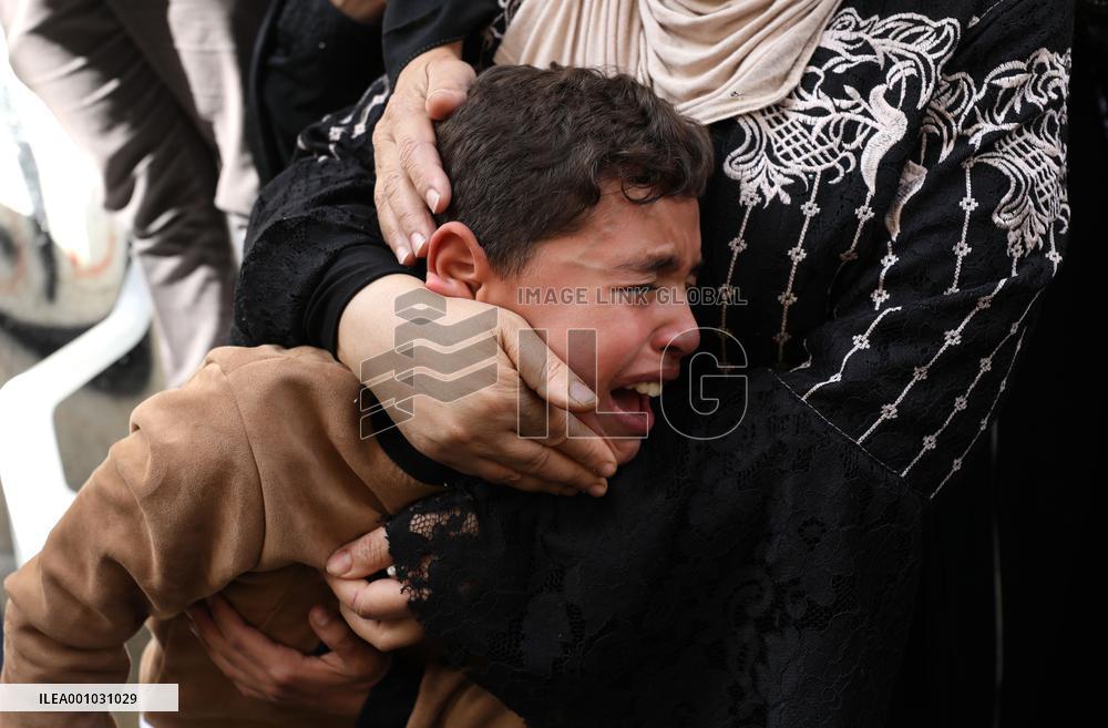 MIDEAST-NABLUS-FUNERAL