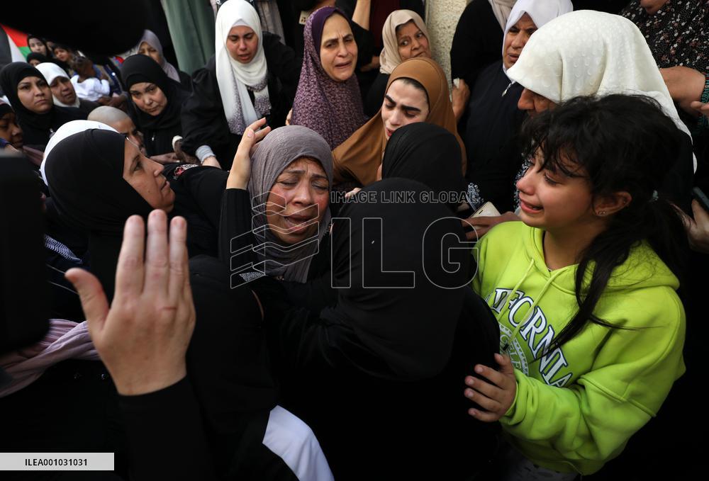 MIDEAST-NABLUS-FUNERAL