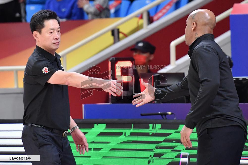 (SP)CHINA-HANGZHOU-BASKETBALL-CBA LEAGUE-BEIJING ROYAL FIGHTERS VS SHANGHAI SHARKS (CN)