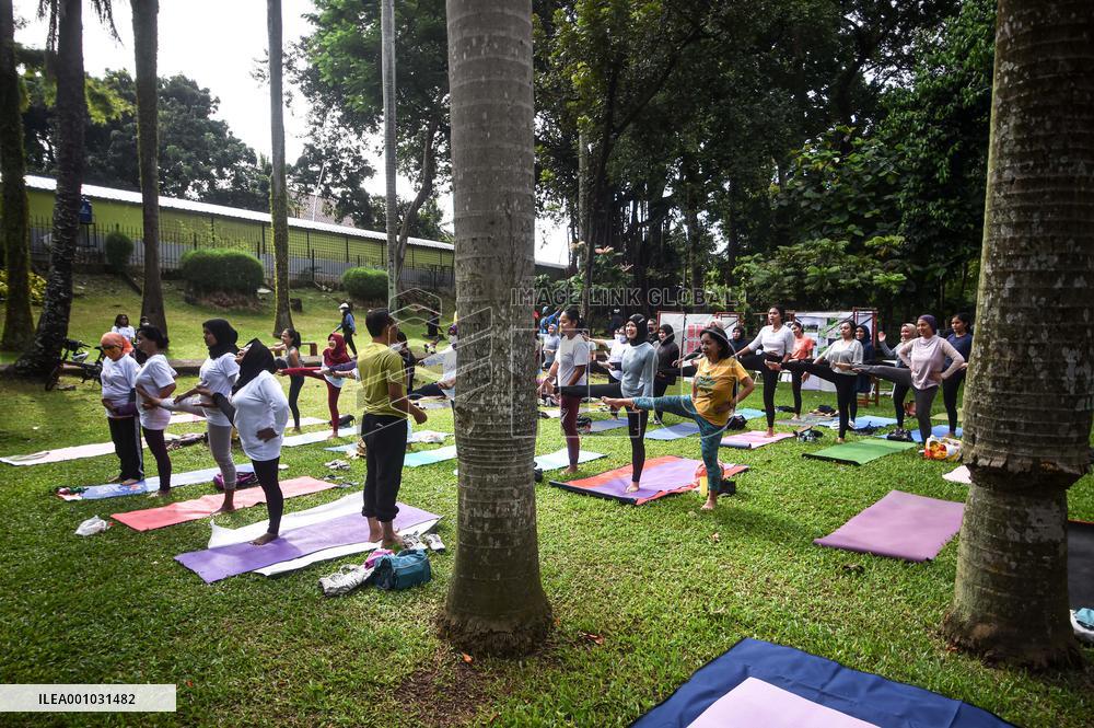 INDONESIA-JAKARTA-FREE YOGA CLASS