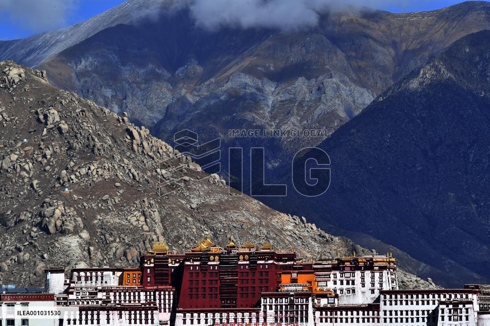 CHINA-TIBET-POTALA PALACE-SCENERY (CN)