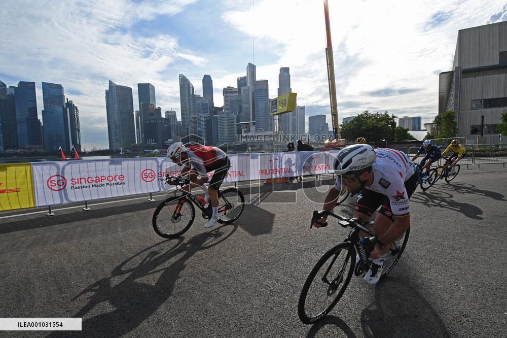 (SP)SINGAPORE-BICYCLE-SINGAPORE CRITERIUM