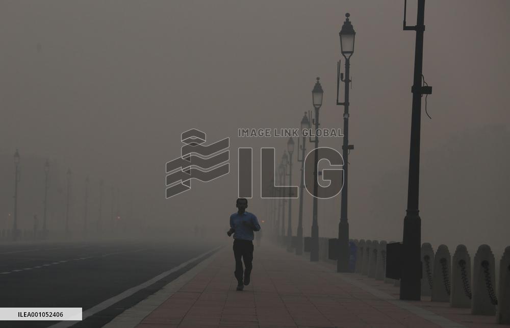 INDIA-NEW DELHI-AIR POLLUTION-SMOG