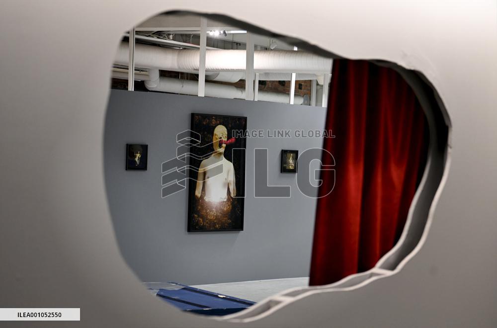 press conference of David Lynch's Infinite Deep photo exhibition in Helsink