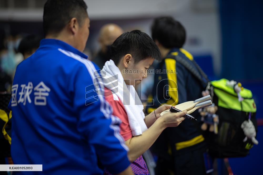 (SP)CHINA-HUBEI-HUANGSHI-TABLE TENNIS-NATIONAL CHAMPIONSHIPS-WOMEN'S TEAM (CN)