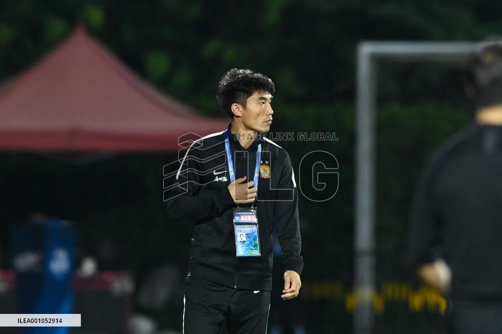 (SP)CHINA-HAIKOU-FOOTBALL-CSL-CANGZHOU MIGHTY LIONS VS GUANGZHOU (CN)