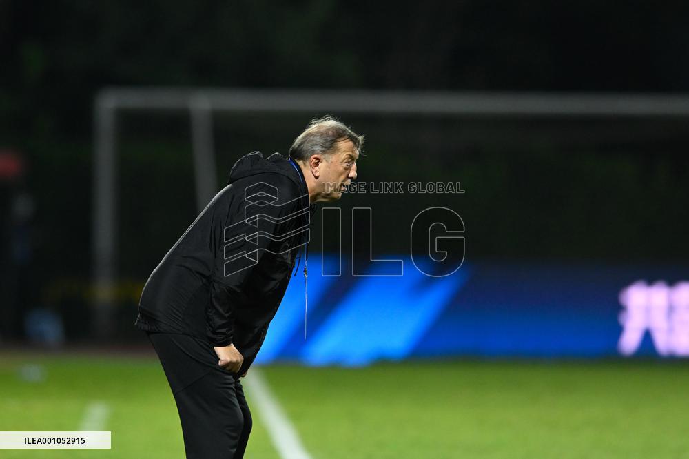 (SP)CHINA-HAIKOU-FOOTBALL-CSL-CANGZHOU MIGHTY LIONS VS GUANGZHOU (CN)