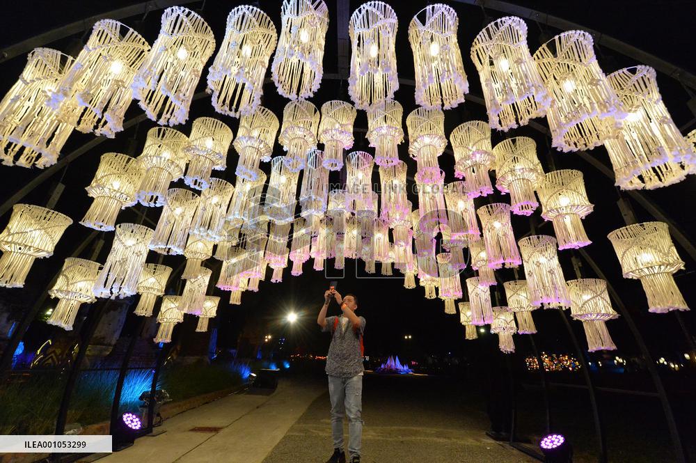 THAILAND-SAMUT PRAKAN-LANTERN-FOOD-FESTIVAL