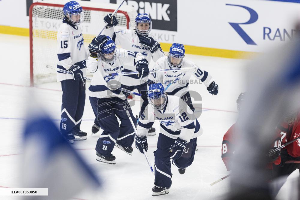 Ringette World Championships final match Finland vs Canada - Presidents Trophy