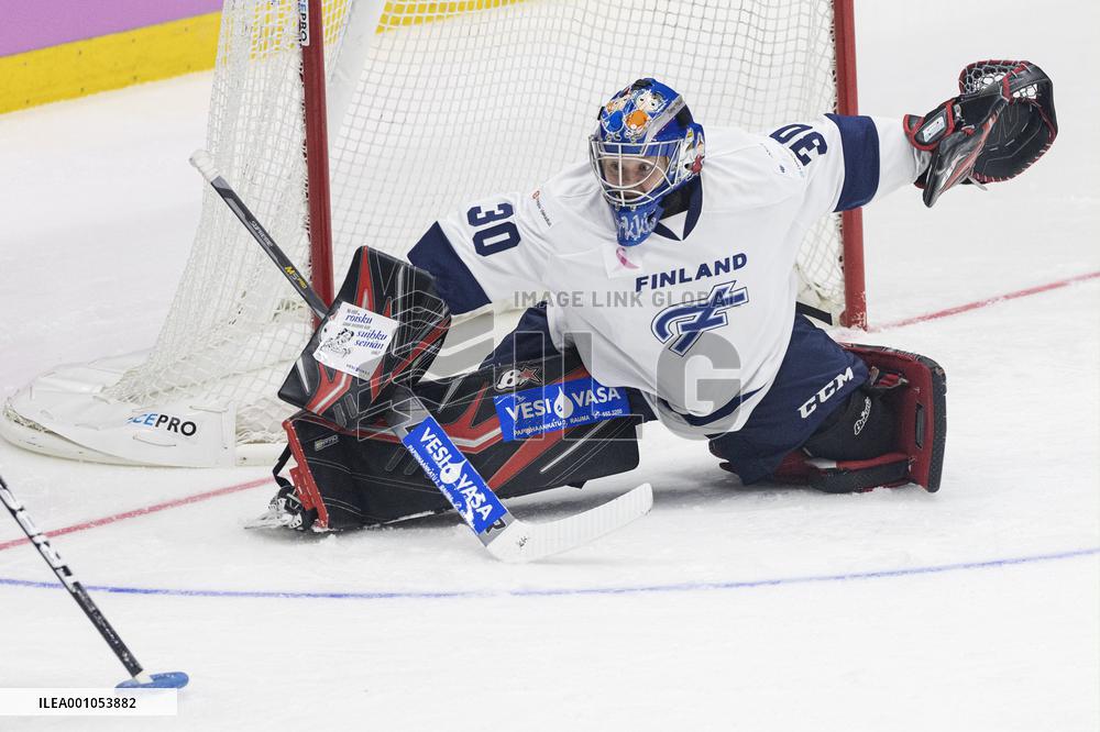 Ringette World Championships final match Finland vs Canada - Presidents Trophy
