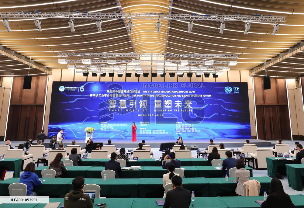 (CIIE) CHINA-SHANGHAI-CIIE-FORUM (CN)