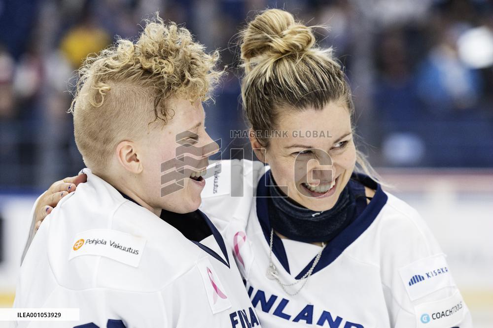 Ringette World Championships final match Finland vs Canada - Presidents Trophy