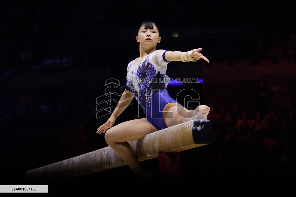 (SP)BRITAIN-LIVERPOOL-ARTISTIC GYMNASTICS-WORLD CHAMPIONSHIPS-WOMEN'S BALANCE BEAM FINAL