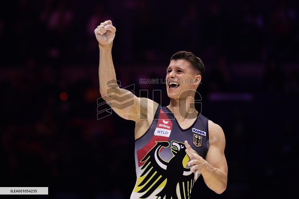 (SP)BRITAIN-LIVERPOOL-ARTISTIC GYMNASTICS-WORLD CHAMPIONSHIPS-MAN'S PARALLEL BARS FINAL