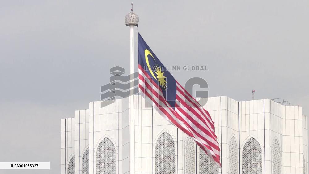 Malaysia's population up 0.9 pct to 32.9 mln in Q3