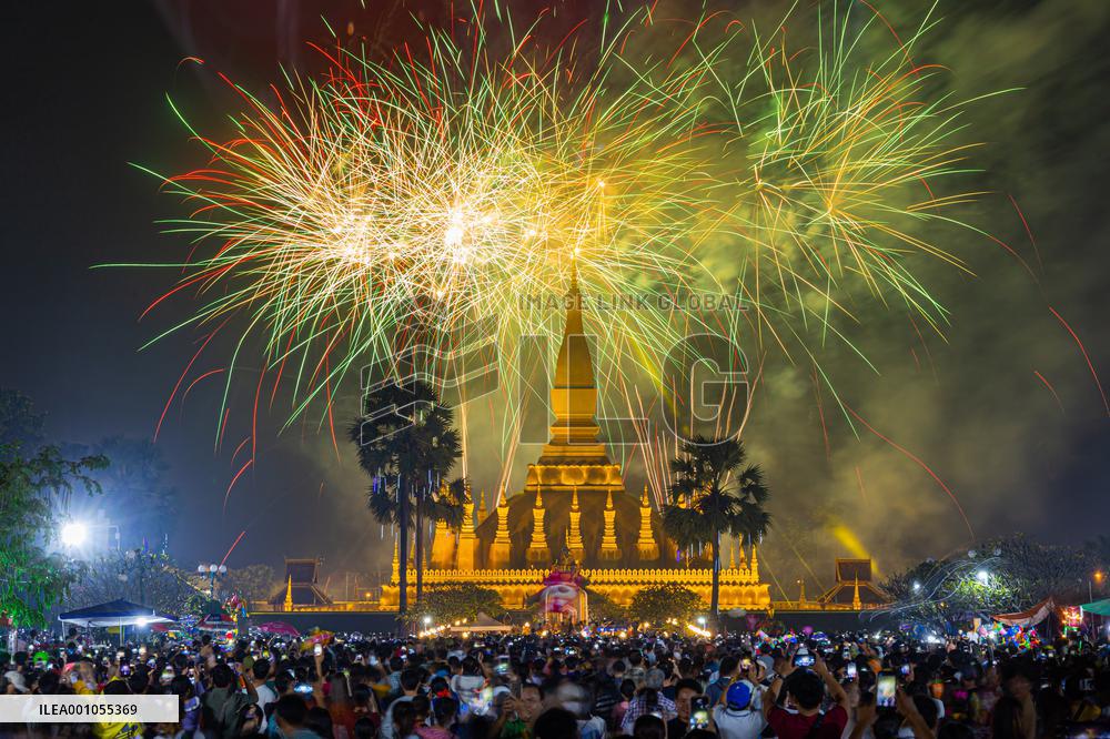 LAOS-VIENTIANE-THAT LUANG FESTIVAL