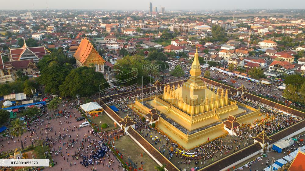 LAOS-VIENTIANE-THAT LUANG FESTIVAL