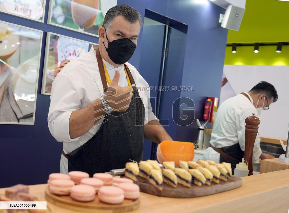 (CIIE) CHINA-SHANGHAI-CIIE-DELICACIES (CN)