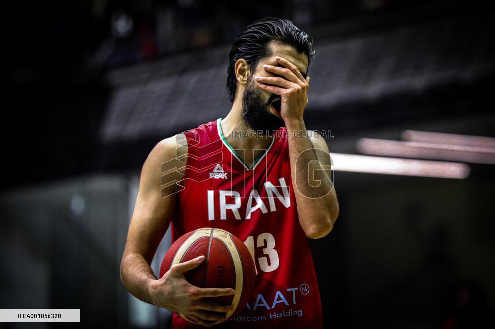 (SP)IRAN-TEHERAN-BASKETBALL-FIBA WORLD CUP-QUALIFIER-CHINA VS IRAN