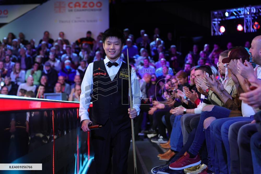 (SP)BRITAIN-YORK-SNOOKER-UK CHAMPIONSHIP-ROUND 1