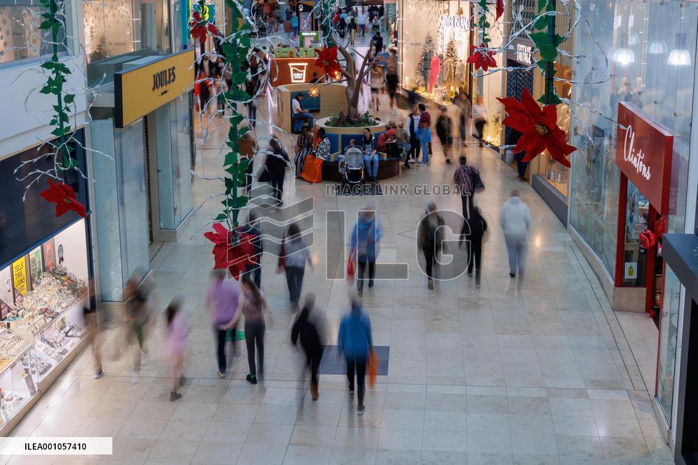 UK-ECONOMY-Q3-CONTRACTION