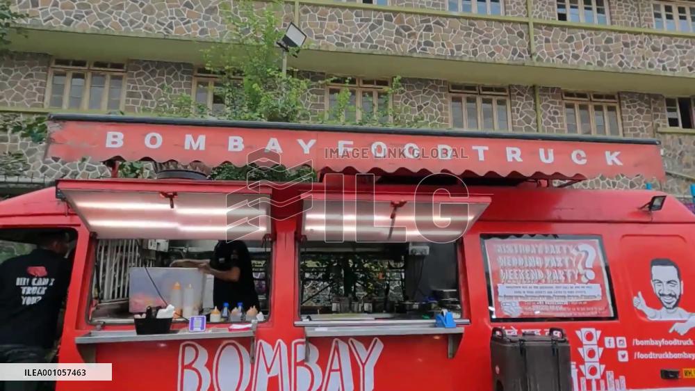 Mumbai food festival offers wide range of delicacies