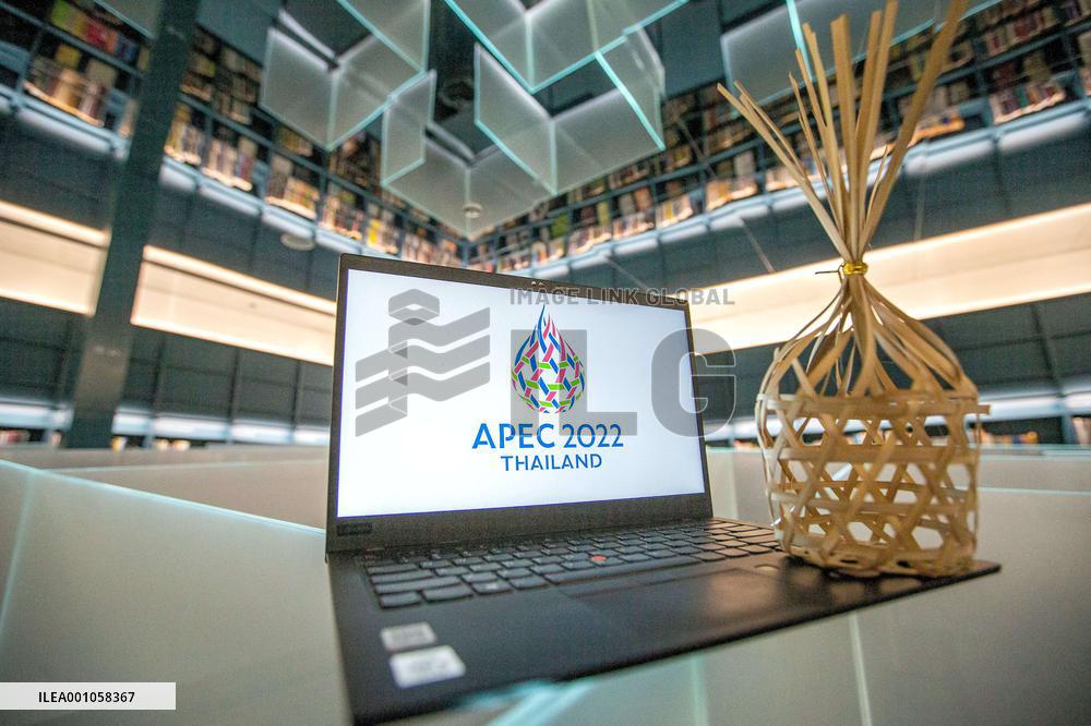 THAILAND-APEC LOGO DESIGN-CHALOM