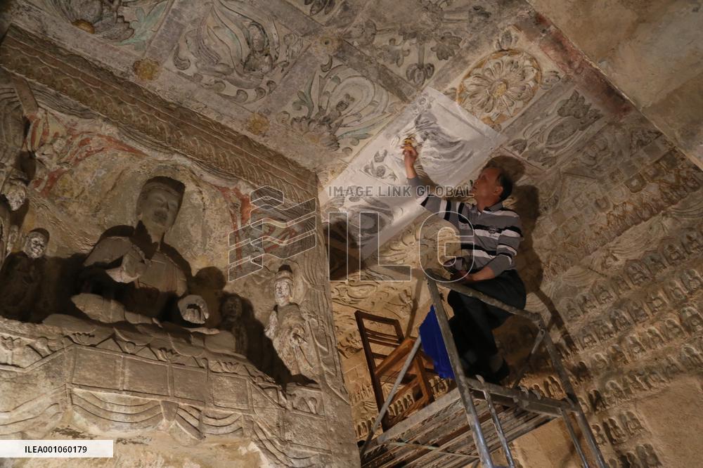 (MASTER OF CRAFTS) CHINA-HENAN-ZHENGZHOU-HIGH RELIEF RUBBING-INHERITOR (CN)