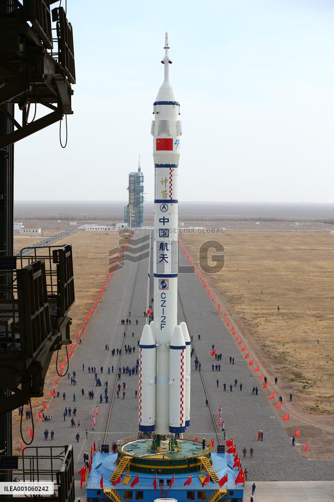 (EyesonSci) CHINA-JIUQUAN-SHENZHOU-15-LAUNCH-PREPARATION (CN)