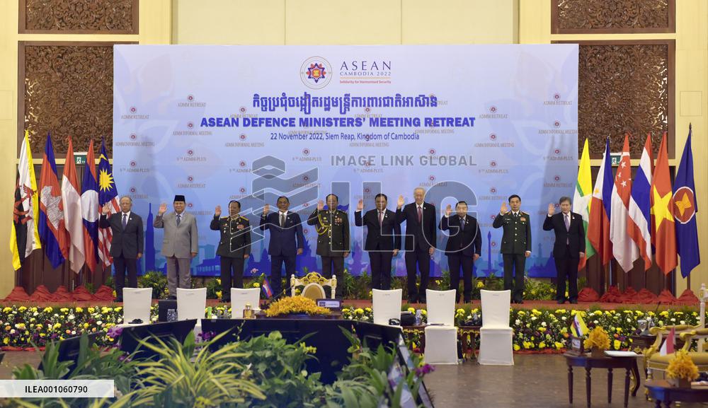CAMBODIA-SIEM REAP-ASEAN DEFENSE MINISTERS' MEETING RETREAT
