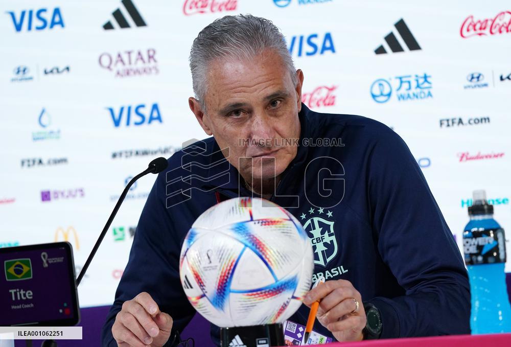 (SP)QATAR-DOHA-FOOTBALL-FIFA WORLD CUP-GROUP G-BRAZIL-PRESS CONFERENCE