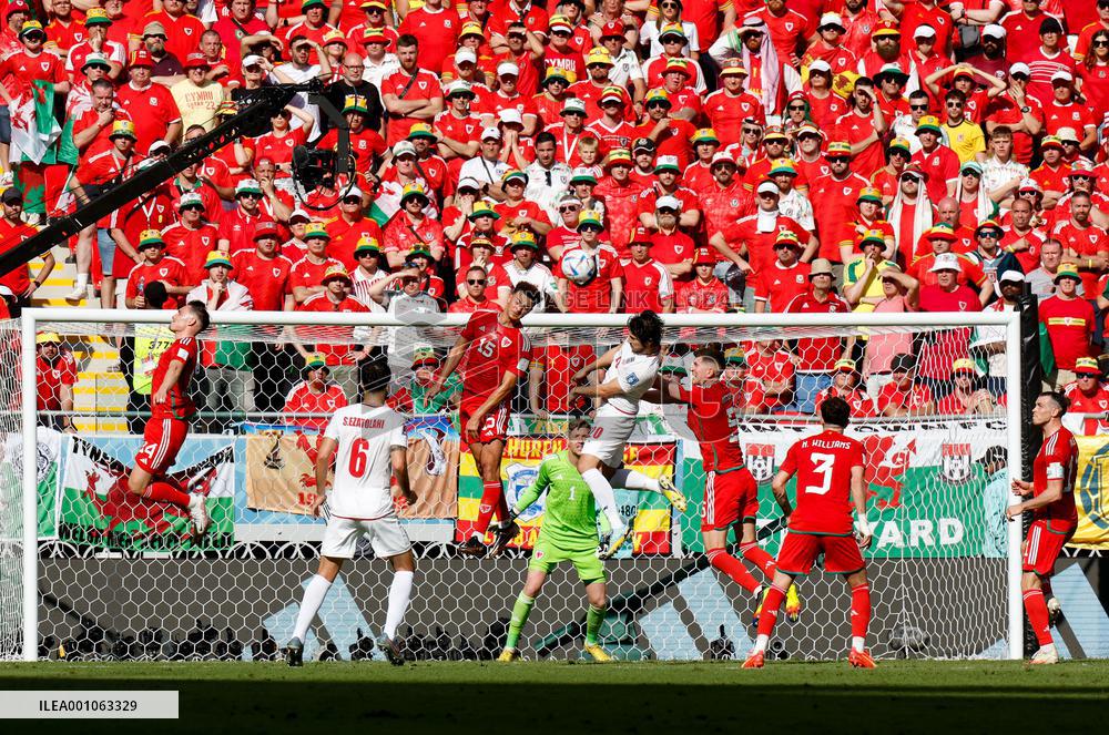 (SP)QATAR-AL RAYYAN-2022 WORLD CUP-GROUP B-WAL VS IRN