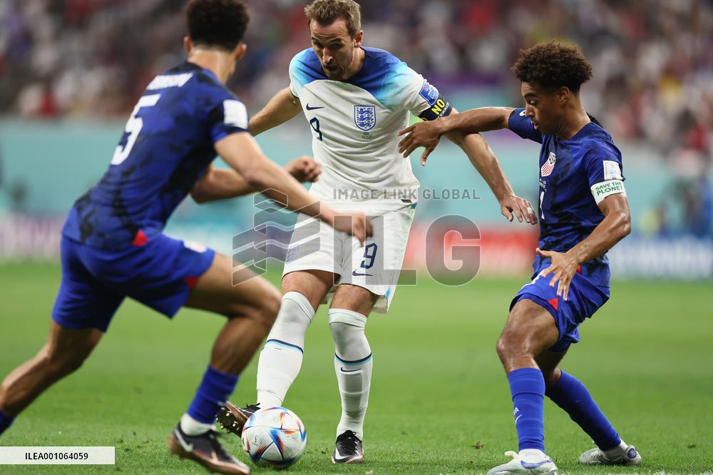 (SP)QATAR-AL KHOR-2022 WORLD CUP-GROUP B-ENG VS USA