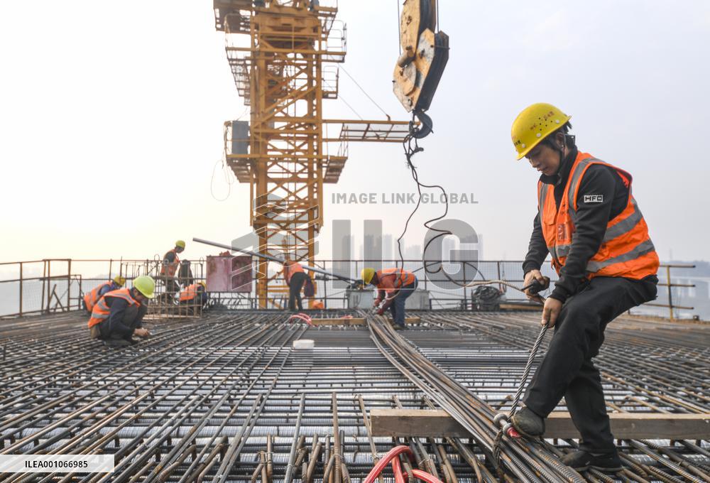 CHINA-CHONGQING-HIGH-SPEED RAILWAY-CONSTRUCTION (CN)