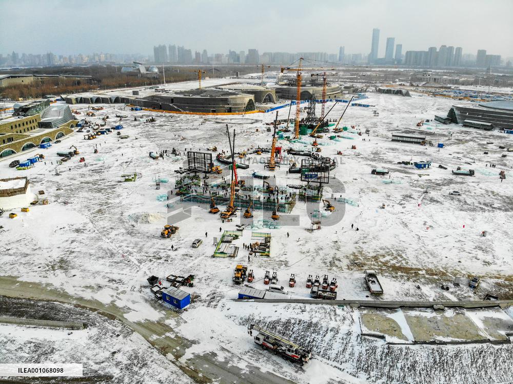 CHINA-HEILONGJIANG-HARBIN-ICE-SNOW WORLD-CONSTRUCTION (CN)