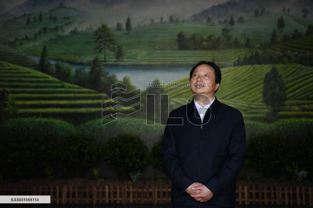 (MASTER OF CRAFTS)CHINA-ANHUI-QIMEN-KEEMUN BLACK TEA-INHERITOR (CN)