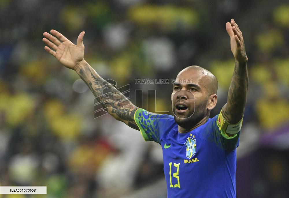 (SP)QATAR-LUSAIL-2022 WORLD CUP-GROUP G-CMR VS BRA