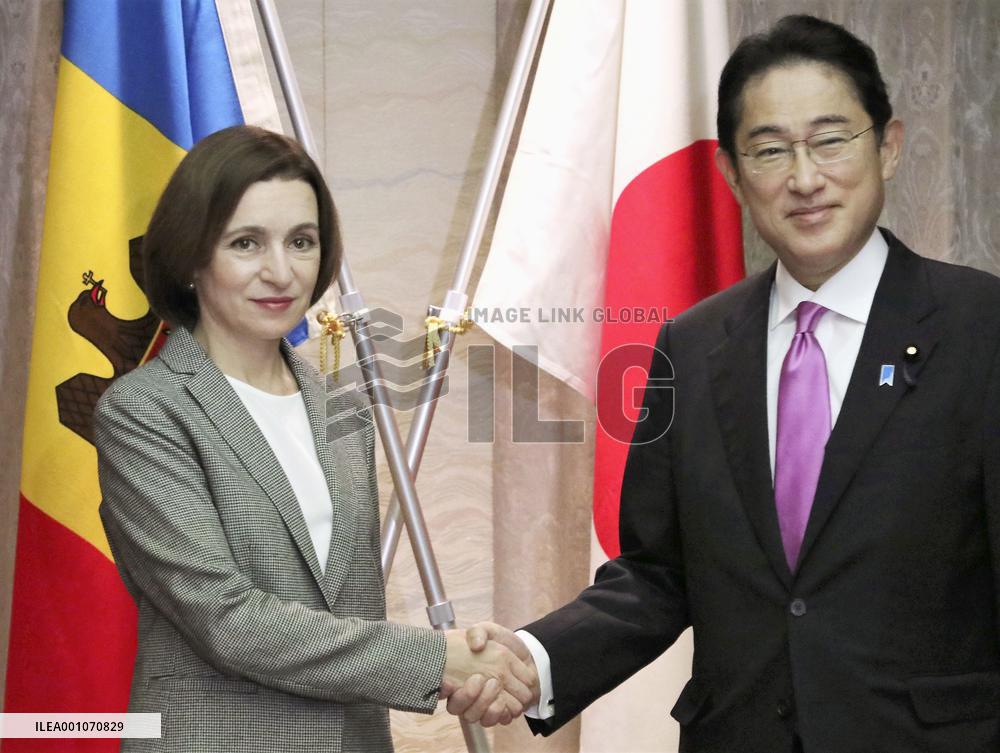 Japan-Moldova talks