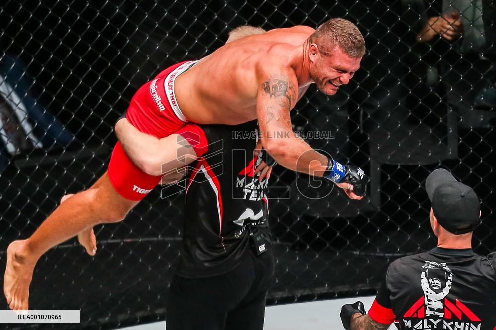 (SP)PHILIPPINES-PASAY CITY-MARTIAL ARTS TOURNAMENT