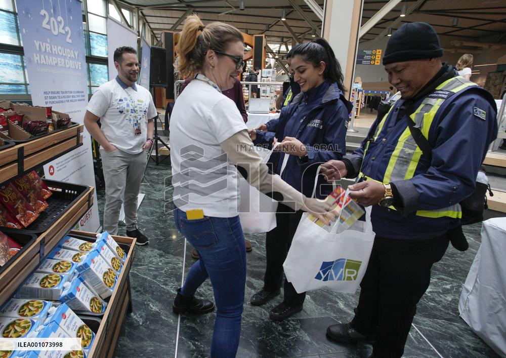 CANADA-VANCOUVER-HOLIDAY HAMPER DRIVE-FOOD DONATION