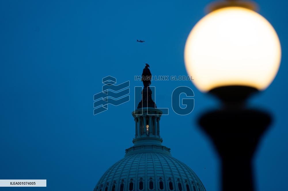 U.S.-WASHINGTON, D.C.-DEFENSE FUNDING BILL