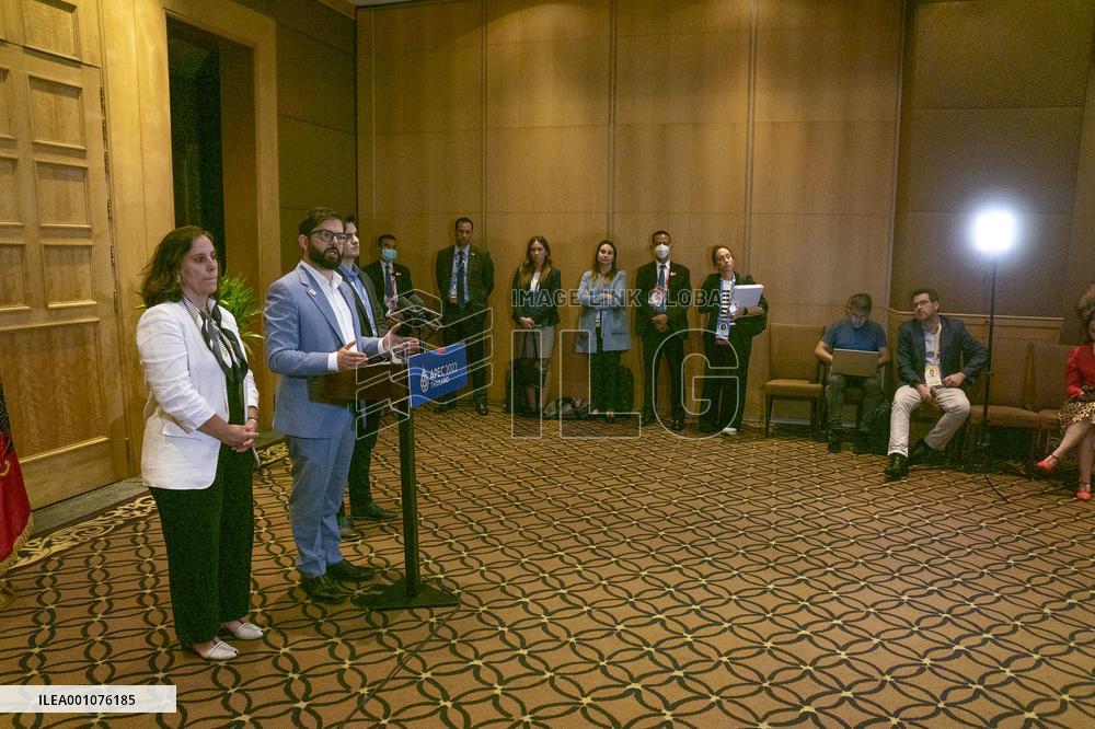 President Boric takes stock of his first day in APEC