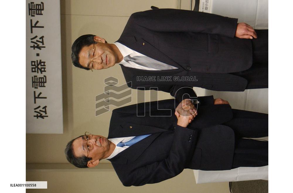 (2)Matsushita to make Matsushita Electric Works subsidiary