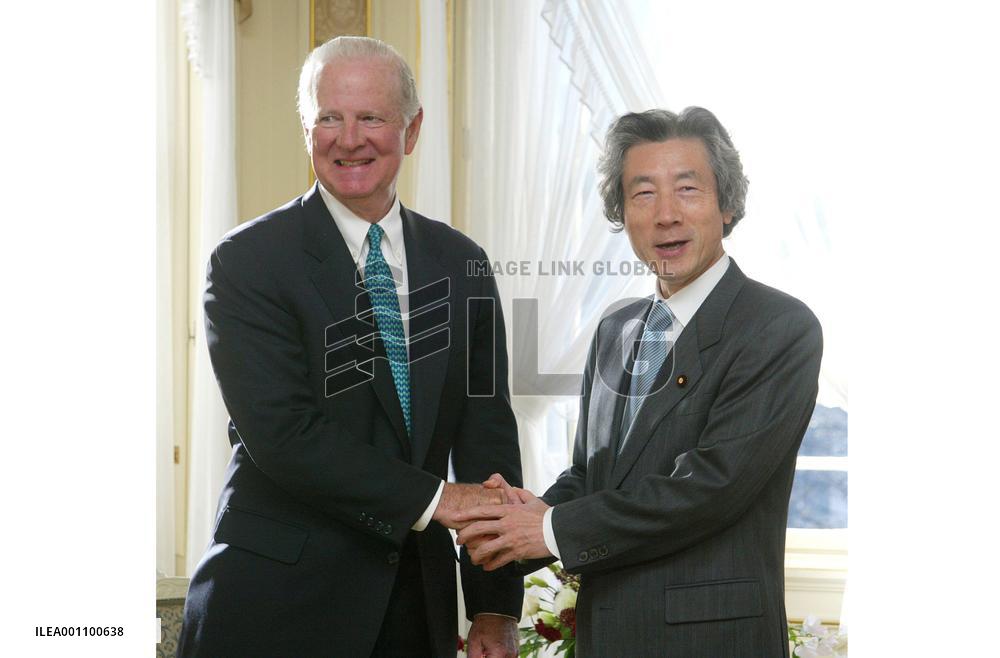 (1)Koizumi promises substantial debt reduction for Iraq